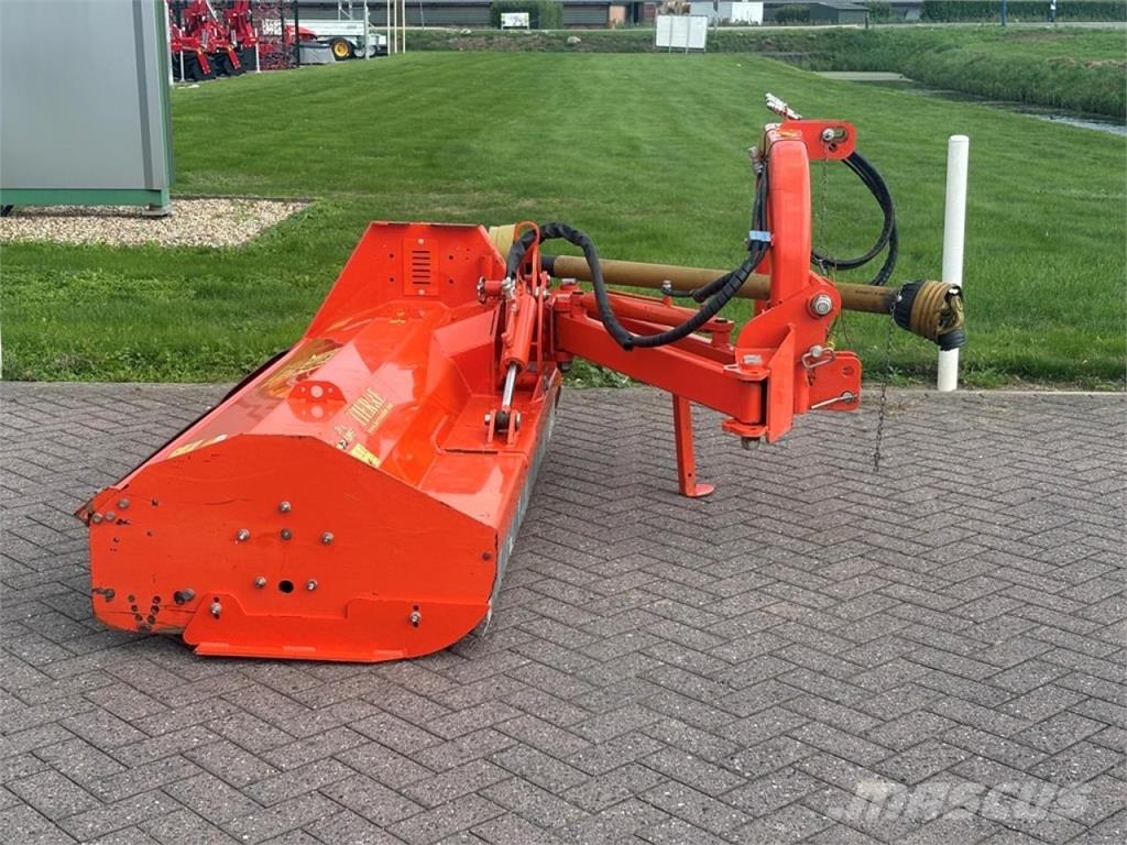  TIERRE TCL200 KLEPELMAAIER Мульчирователи