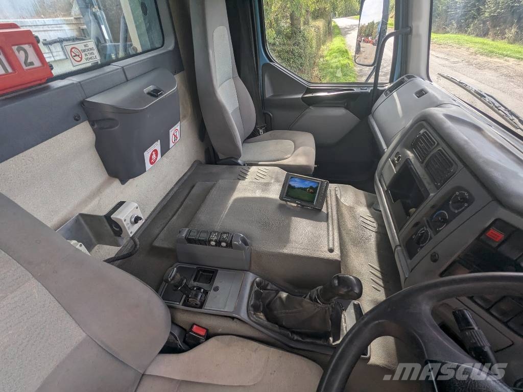 Renault KERAX 370 DTI Tipper trucks