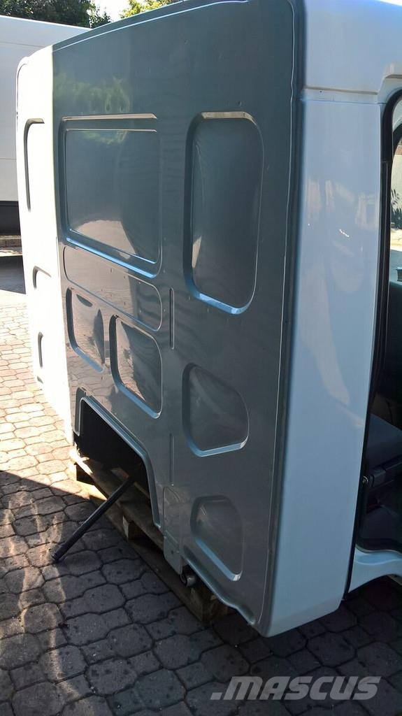 Renault PREMIUM DISTRIBUTION - KERAX Kabinler