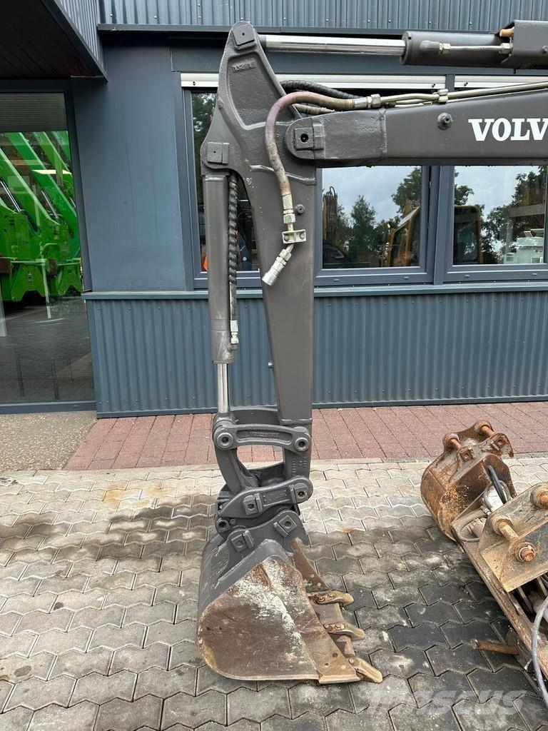 Volvo ECR 28 Mini ekskavatörler, 7 tona dek