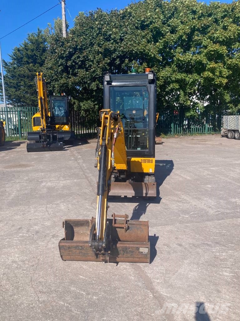 JCB 16 C Minikaivukoneet < 7t