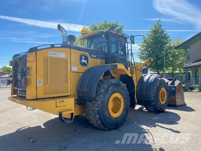 John Deere 744 P SW Vorber. 3. Kreis, MIETE/RENTAL (12002125) Wheel loaders