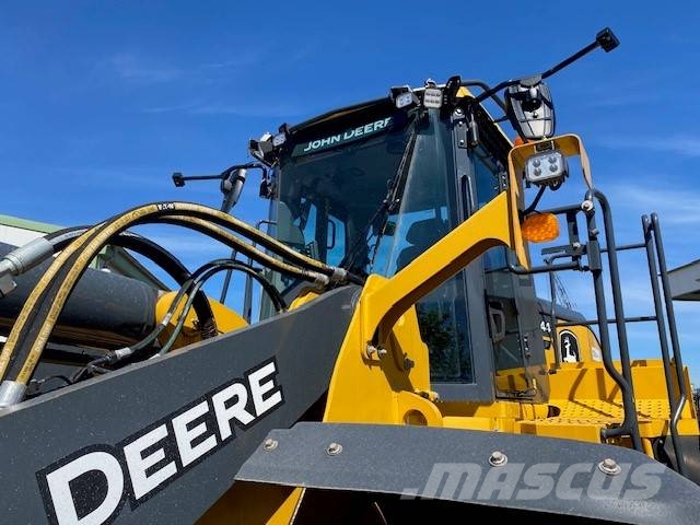 John Deere 744 P SW Vorber. 3. Kreis, MIETE/RENTAL (12002125) Wheel loaders