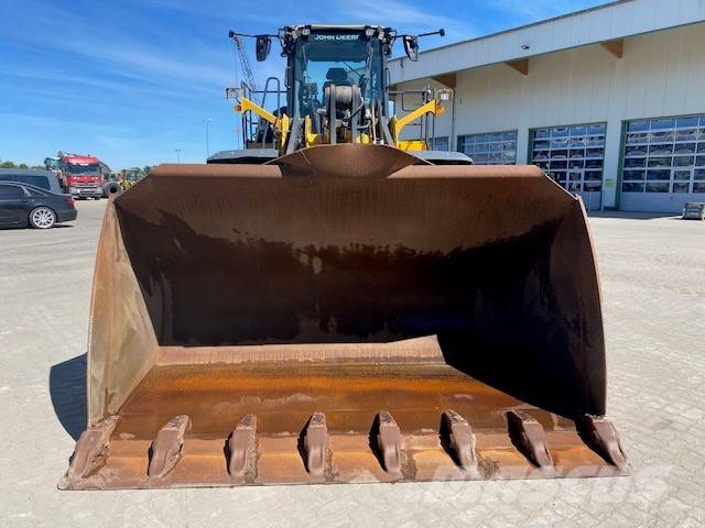 John Deere 744 P SW Vorber. 3. Kreis, MIETE/RENTAL (12002125) Wheel loaders