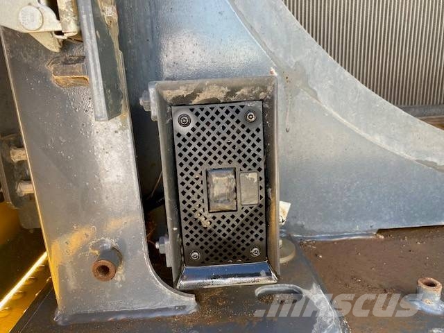 John Deere 744 P SW Vorber. 3. Kreis, MIETE/RENTAL (12002125) Wheel loaders