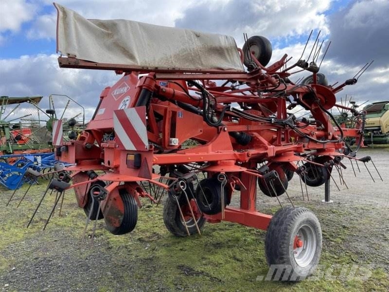 Kuhn GF 13002 Гребла и сенообръщачки