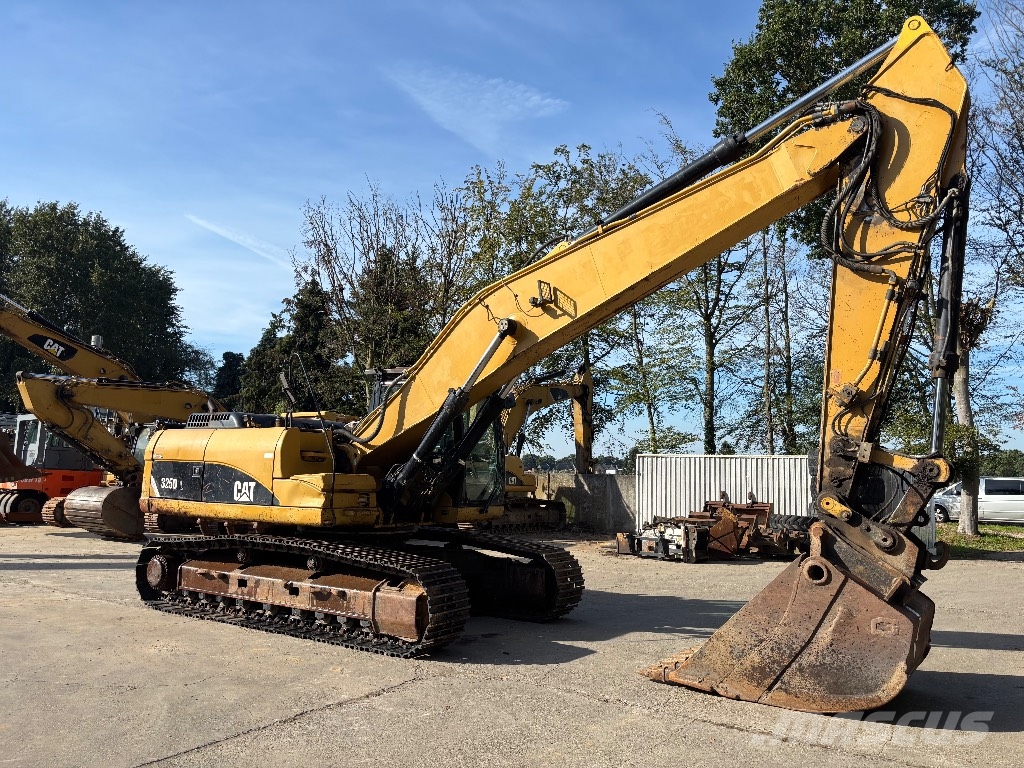 CAT 325 D L NEW UNDERCARRIAGE Gravemaskiner på larvebånd