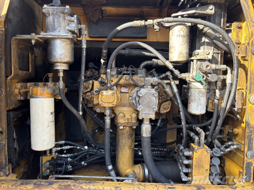 CAT 325 D L NEW UNDERCARRIAGE Gravemaskiner på larvebånd