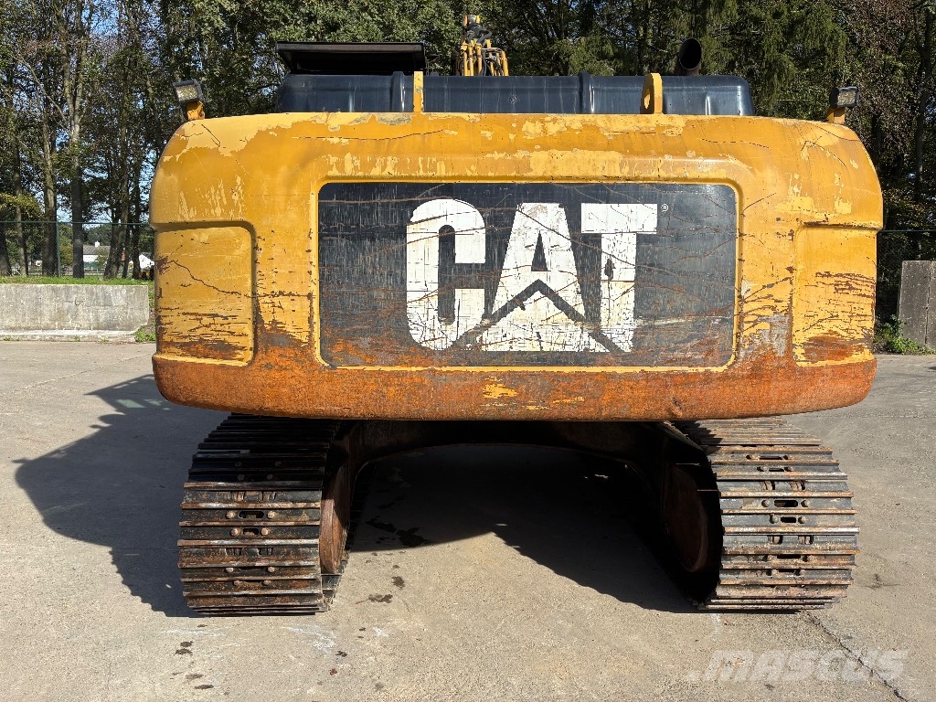 CAT 325 D L NEW UNDERCARRIAGE Gravemaskiner på larvebånd