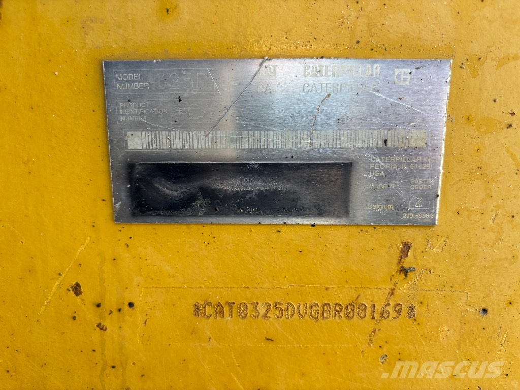 CAT 325 D L NEW UNDERCARRIAGE Gravemaskiner på larvebånd