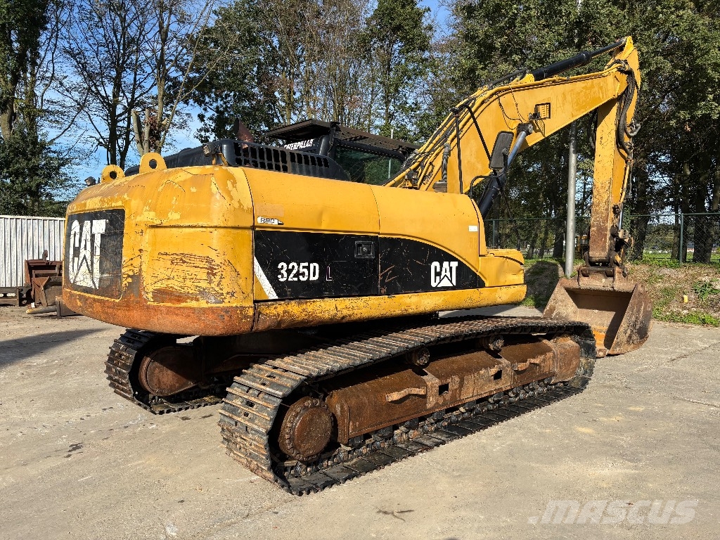 CAT 325 D L NEW UNDERCARRIAGE Gravemaskiner på larvebånd