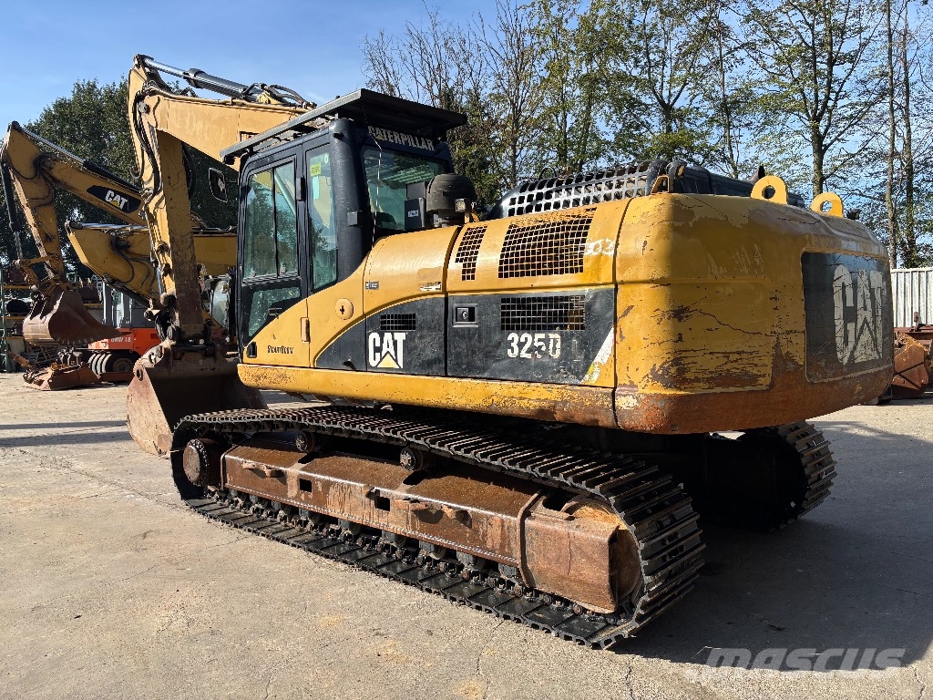 CAT 325 D L NEW UNDERCARRIAGE Gravemaskiner på larvebånd