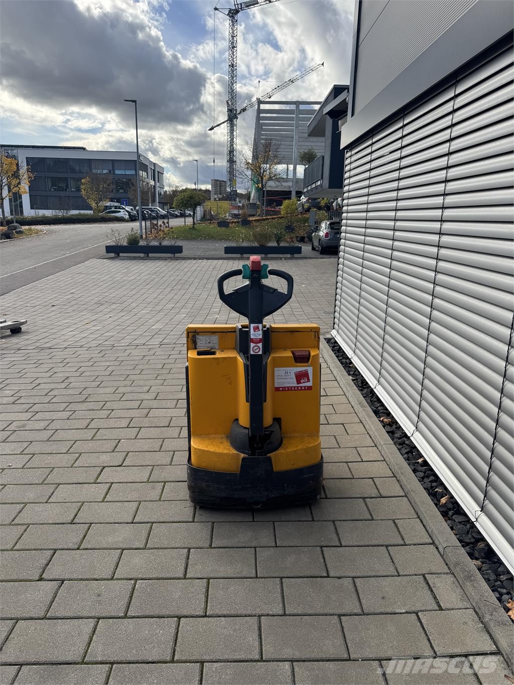 Jungheinrich EJE 118 Pedestrian stackers