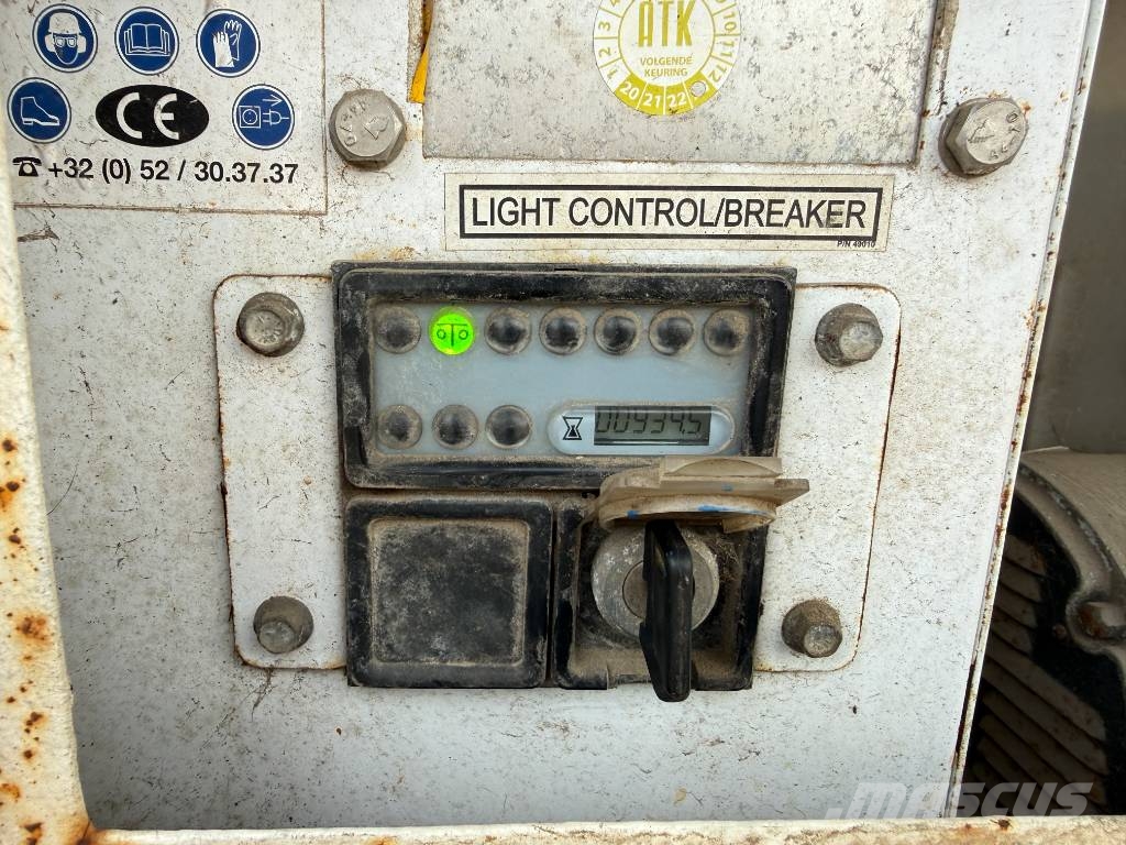 MQ LT12D - CE + EPA / Good Overall Condition Mobiele lichtmasten