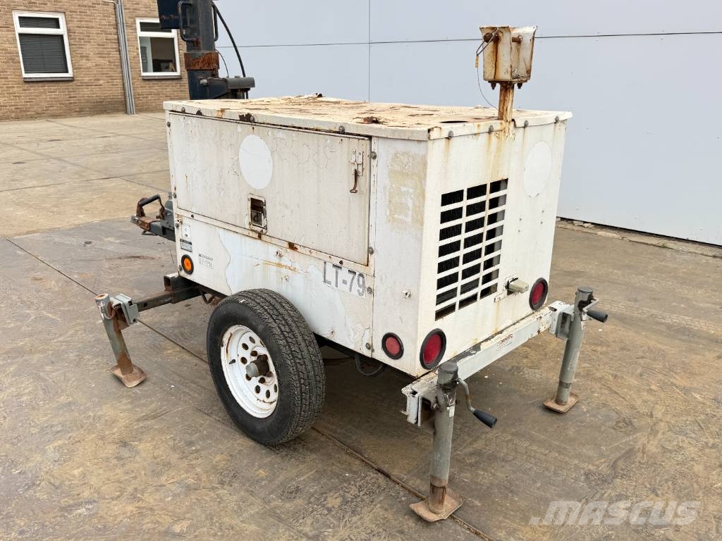MQ LT12D - CE + EPA / Good Overall Condition Mobiele lichtmasten