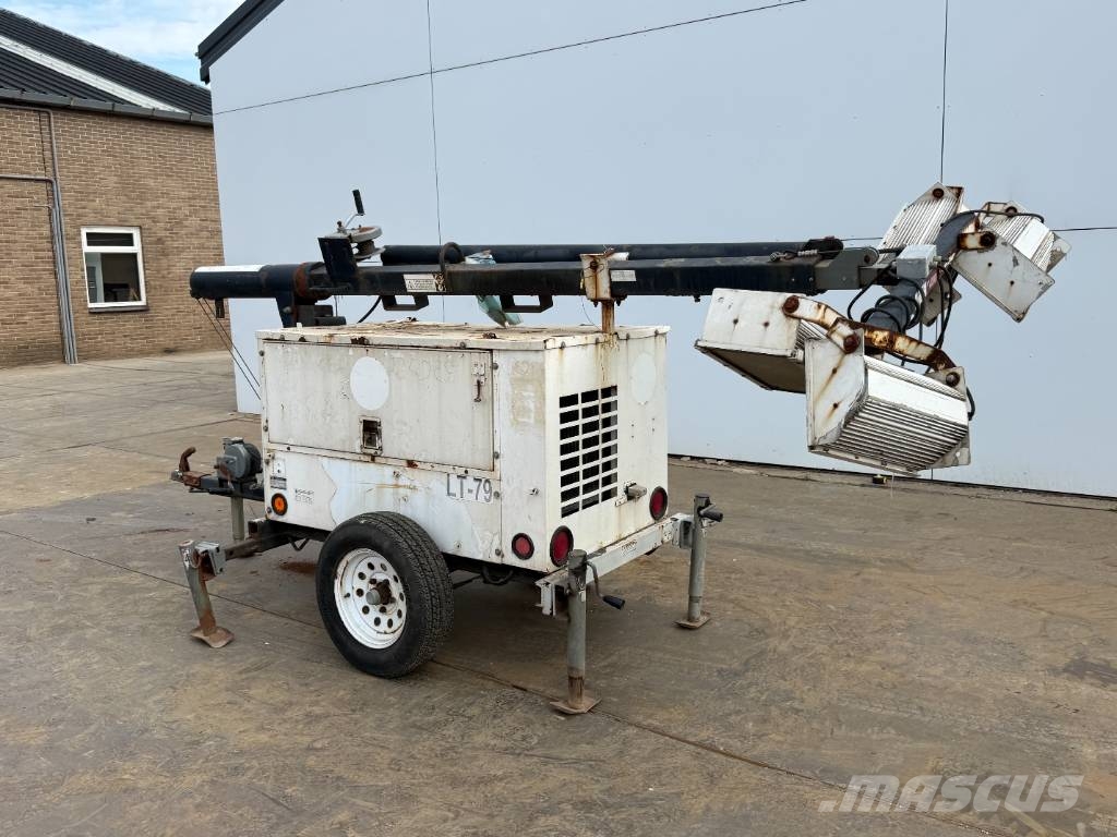 MQ LT12D - CE + EPA / Good Overall Condition Mobiele lichtmasten
