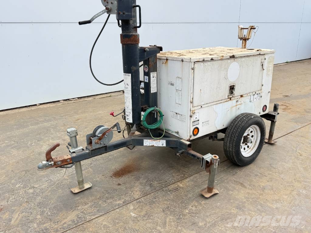 MQ LT12D - CE + EPA / Good Overall Condition Mobiele lichtmasten