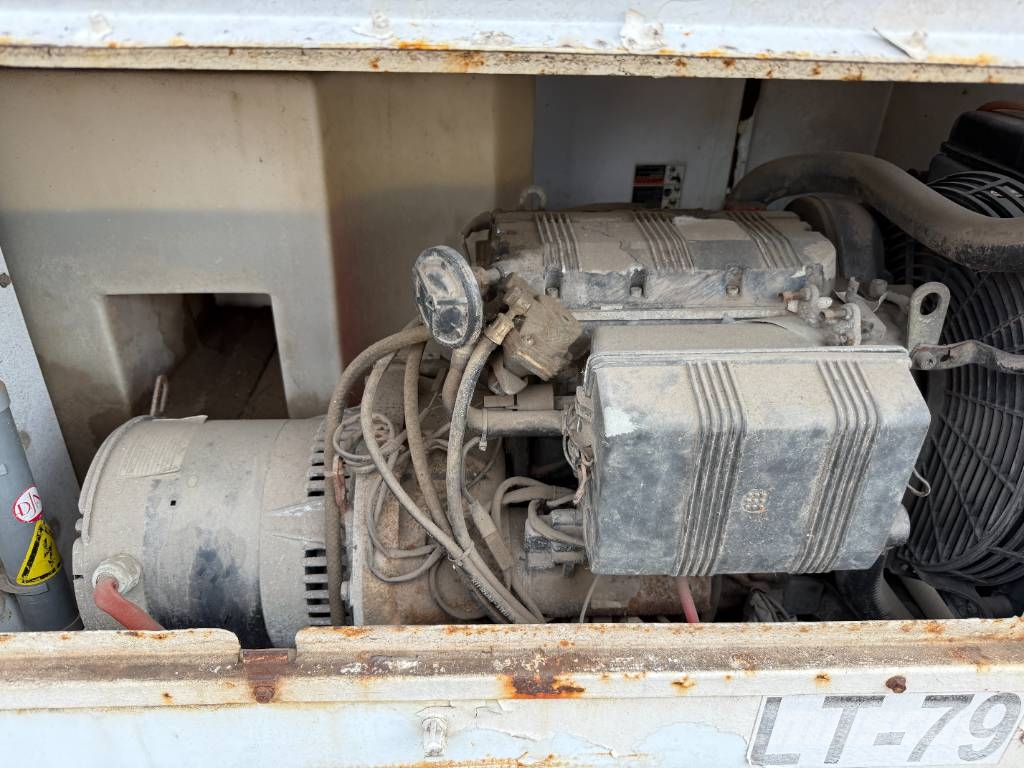 MQ LT12D - CE + EPA / Good Overall Condition Mobiele lichtmasten