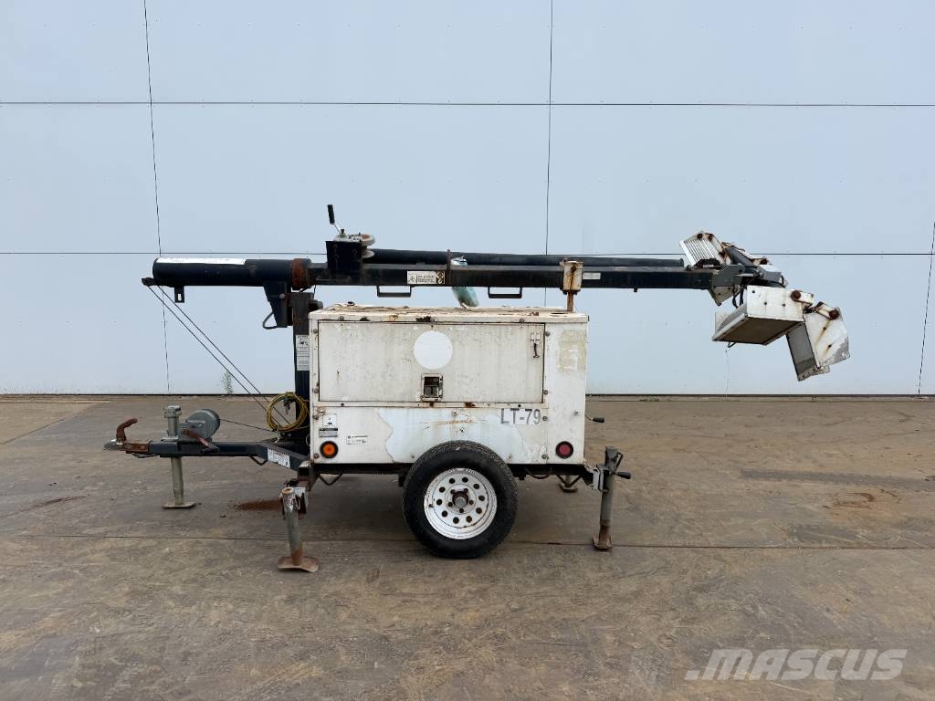 MQ LT12D - CE + EPA / Good Overall Condition Mobiele lichtmasten