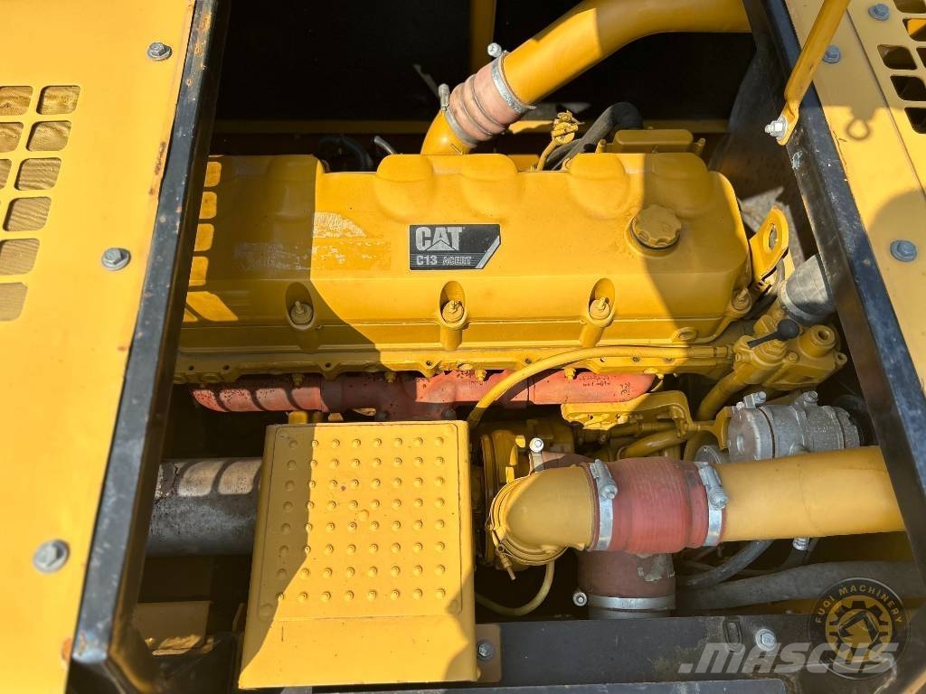 CAT 349D Excavatoare pe șenile