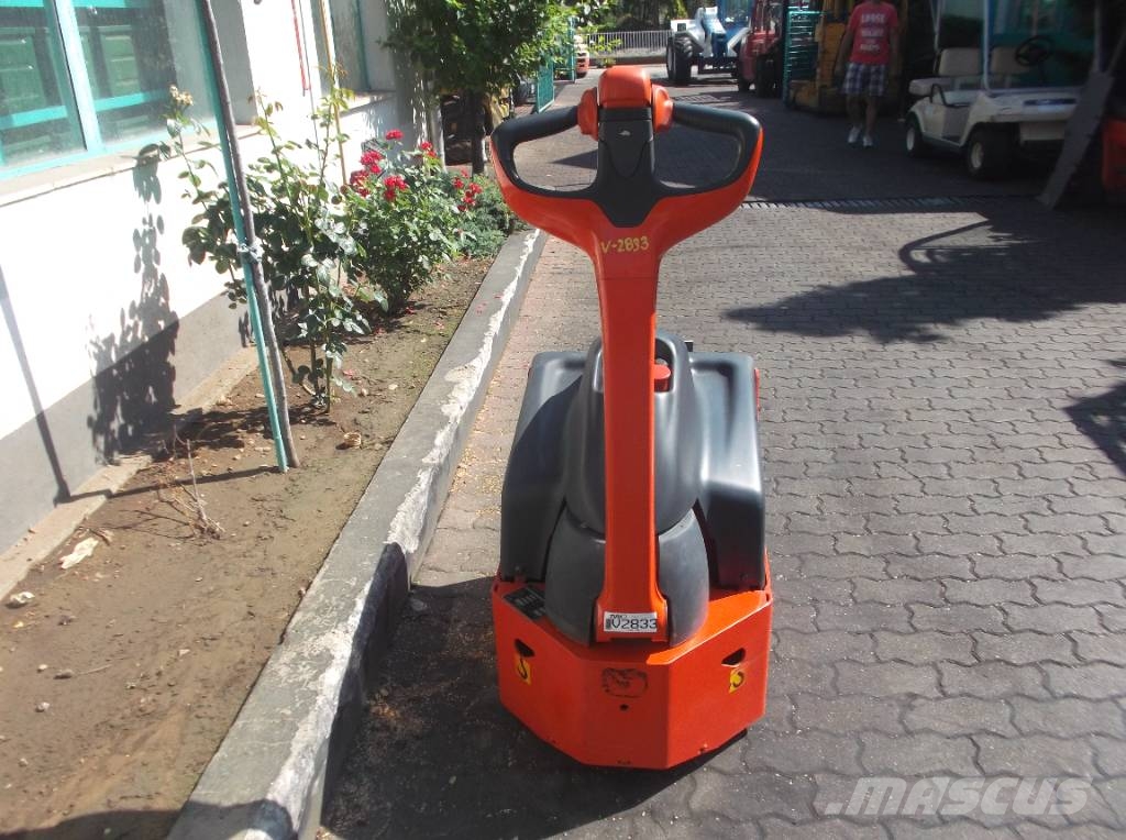 Linde P 05 152 V-2833 EO Тягачі колісні