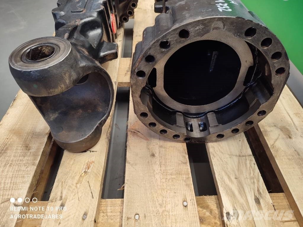 Axle housing 411164 383700 New Holland LM 732 New 轴