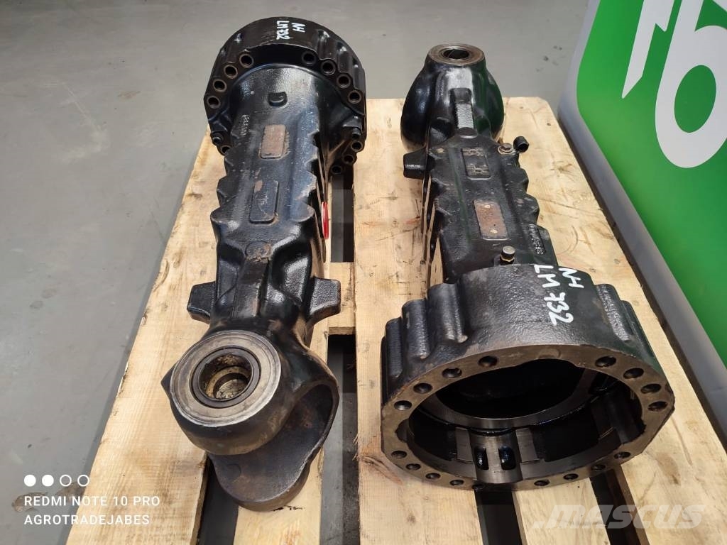 Axle housing 411164 383700 New Holland LM 732 New 轴
