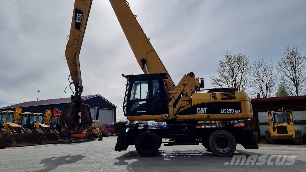 CAT M 325 D Manejadores de residuos industriales