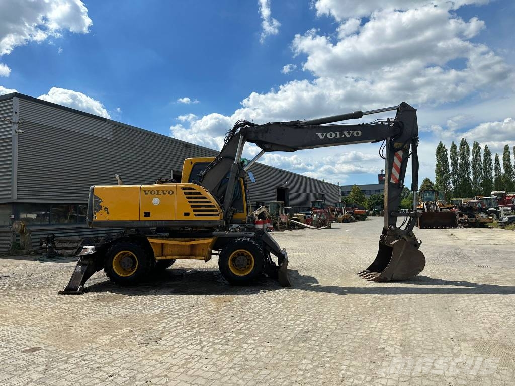 Volvo EW180B Wielgraafmachines