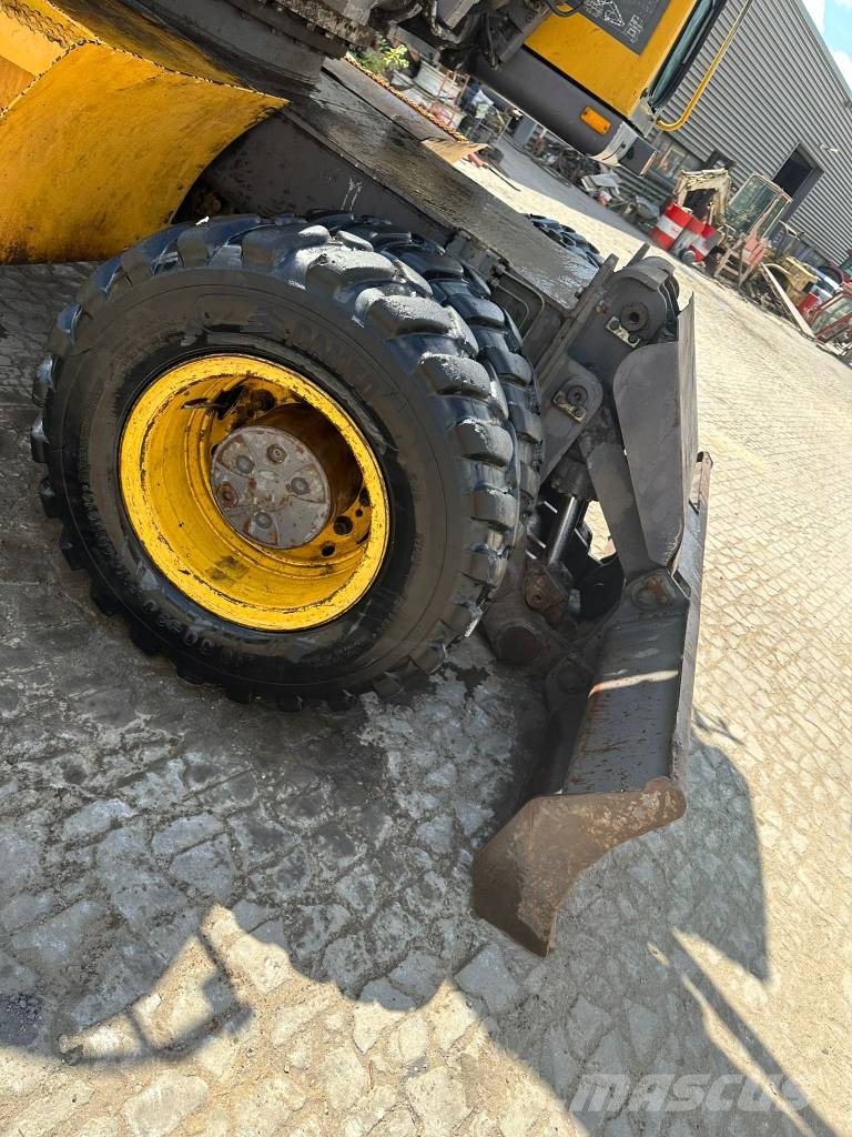 Volvo EW180B Wielgraafmachines
