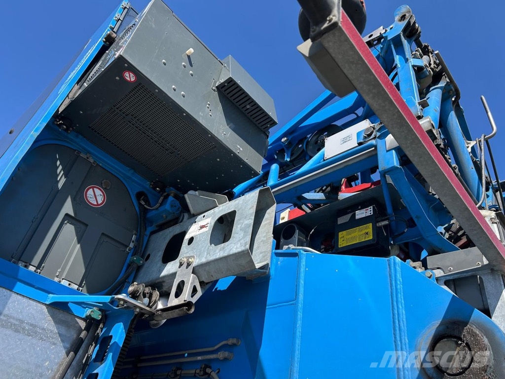 Liebherr MK 140 Plus RT-nosturit