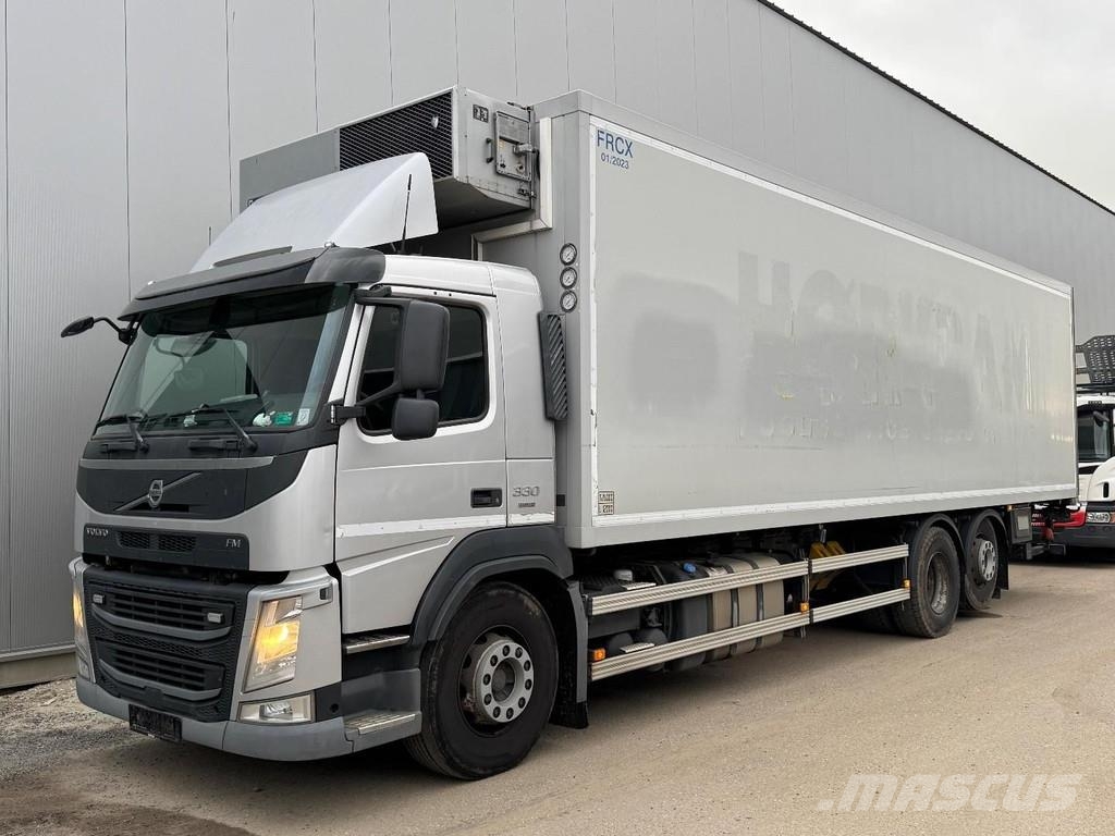 Volvo FM 330 6X2 EURO 6 + FRIGOBLOCK + PALFINGER LIFT 20 С температурен контрол