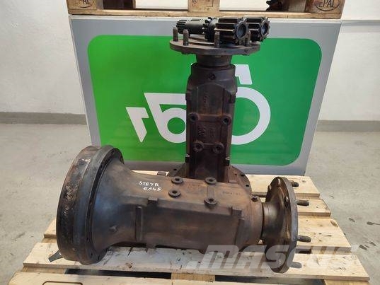 Steyr 6145 (5164731) portal axle Chassis and suspension