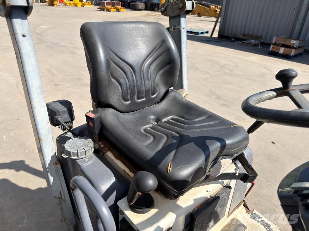 Dynapac CC1000 Tandemrullid