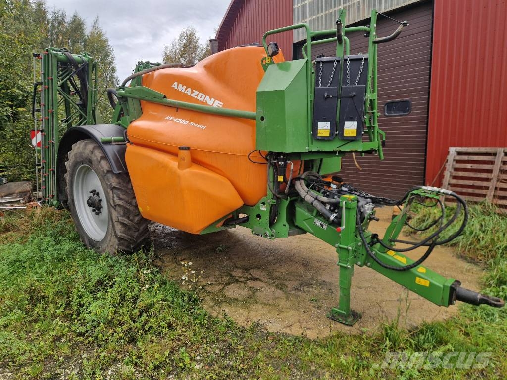 Amazone UX 4200 Special الرشاشات