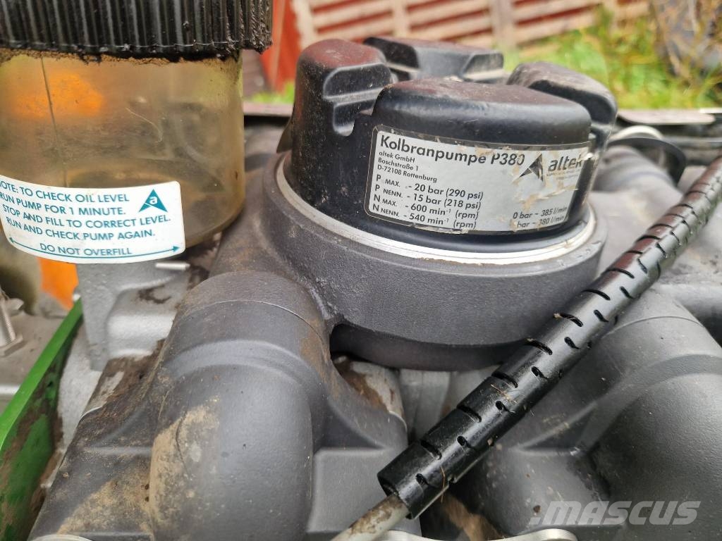 Amazone UX 4200 Special الرشاشات