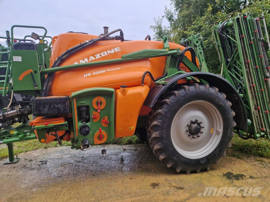 Amazone UX 4200 Special الرشاشات