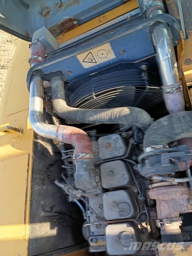 XCMG XE 150 履带挖掘机
