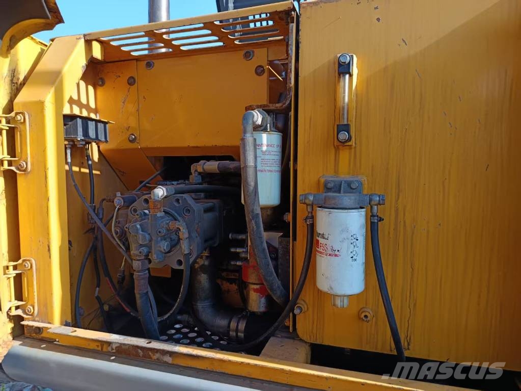 XCMG XE 150 履带挖掘机