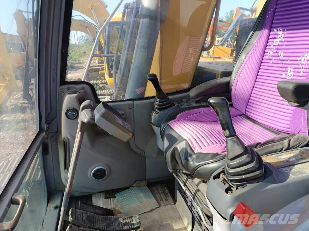 XCMG XE 150 履带挖掘机