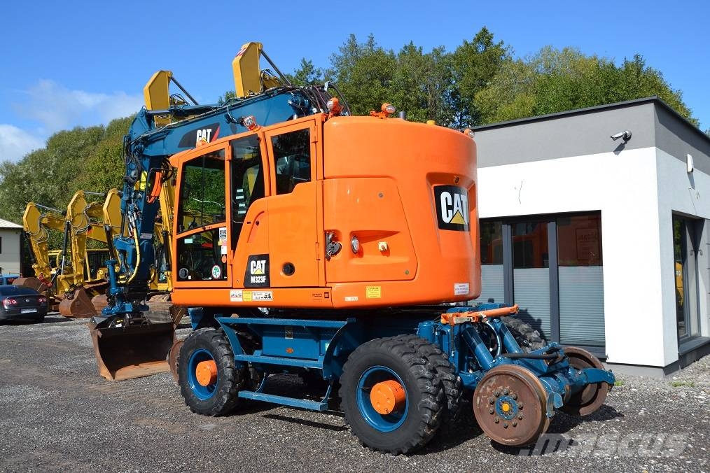 CAT M 323 F Колёсные экскаваторы