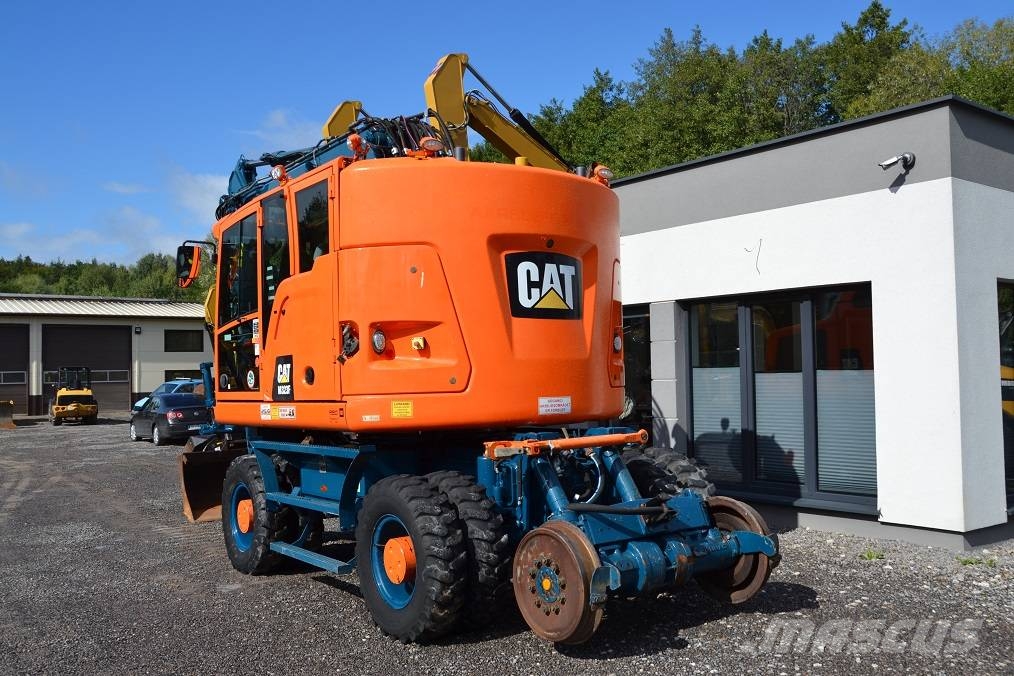 CAT M 323 F Колёсные экскаваторы