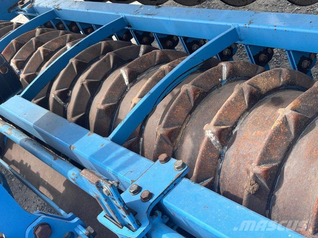 Lemken Combine de semis lemken / Saphir 7 + Zirkon 12 Combination drills