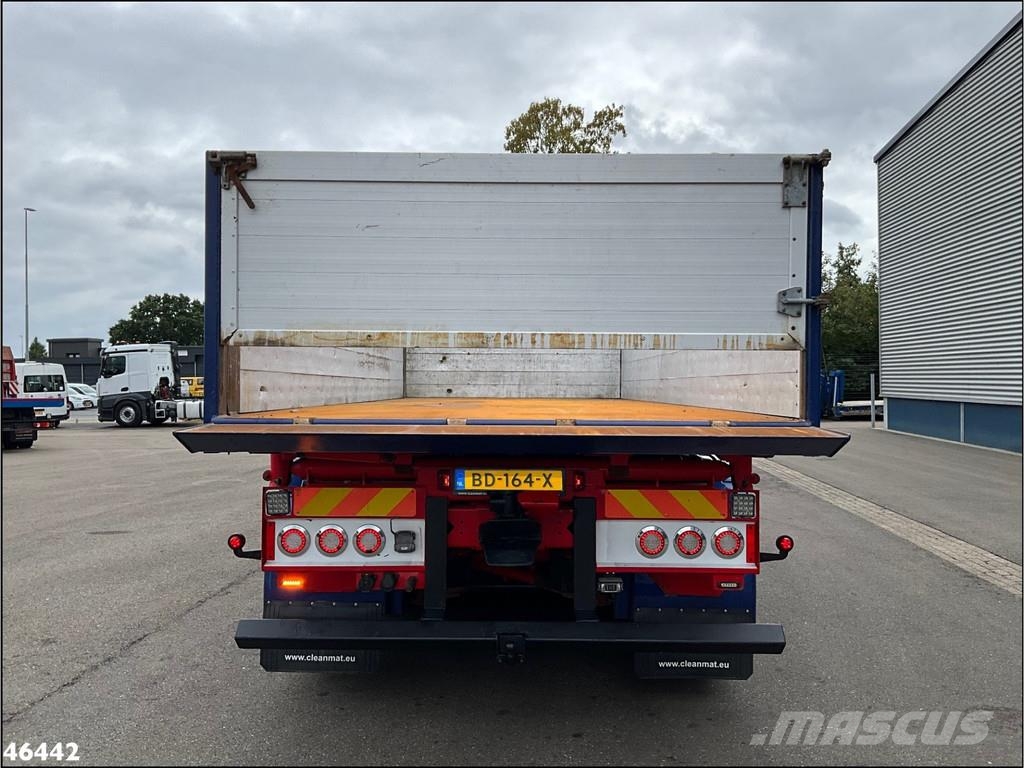 Scania R 560 V8 8x4 Retarder Hiab 24 Tonmeter laadkraan Camion benne