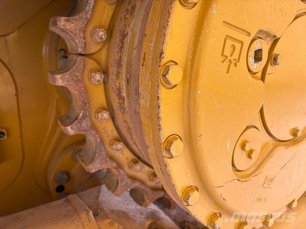 CAT D 6 LGP Гусеничные бульдозеры
