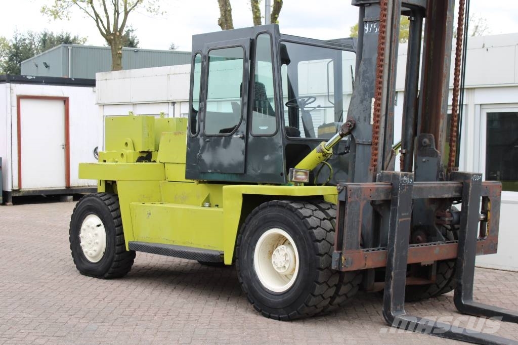 Clark DPL 136 Diesel heftrucks