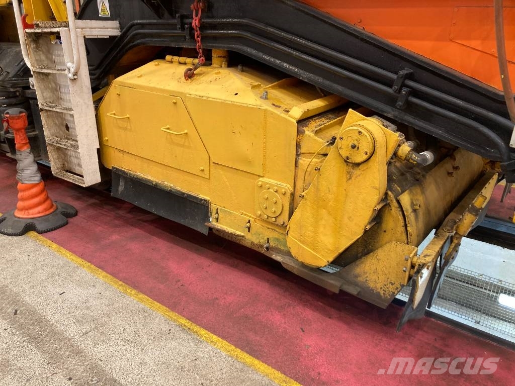 Plasser and Theurer USP 5000 C Regulator Régaleuse Održavanje železničkih pruga