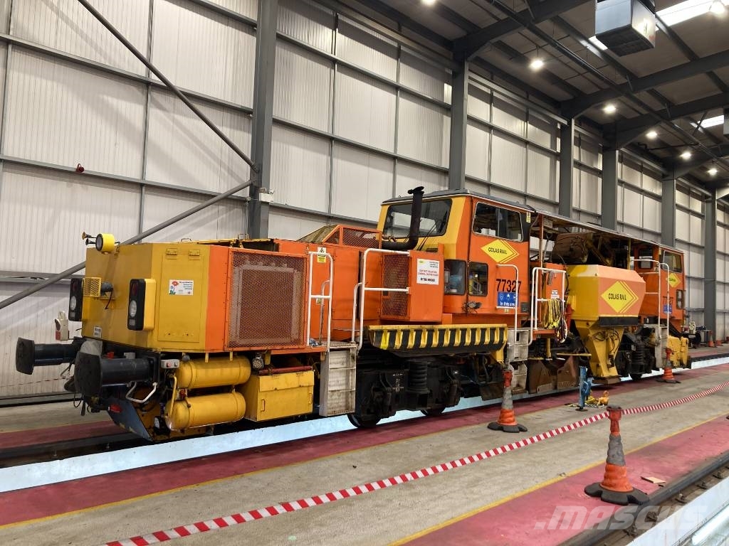 Plasser and Theurer USP 5000 C Regulator Régaleuse Održavanje železničkih pruga