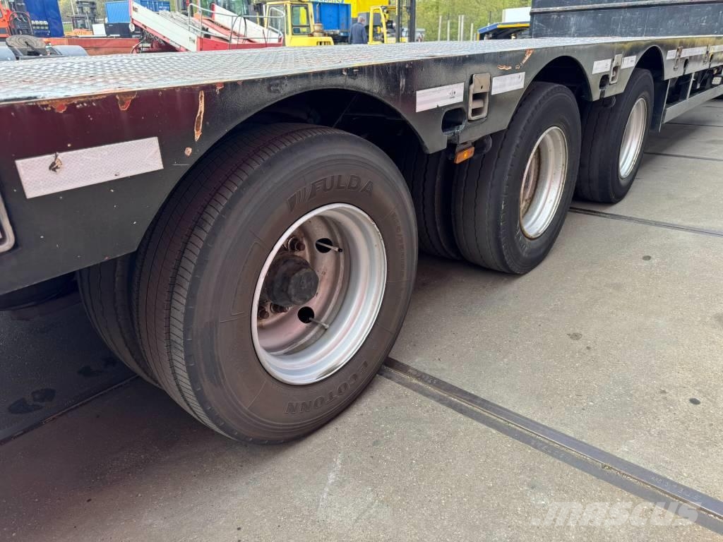 Es-ge S3D H3-01 S3D H3-01 Low loader-semi-trailers