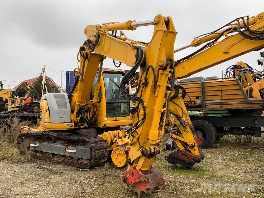 New Holland E 135 SR-1ES RAILWAY حفارات زحافة
